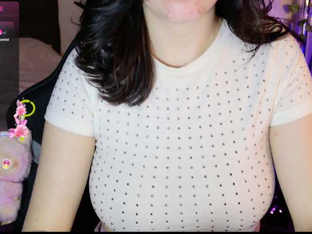 sweety-kittyy's BongaCams show and profile