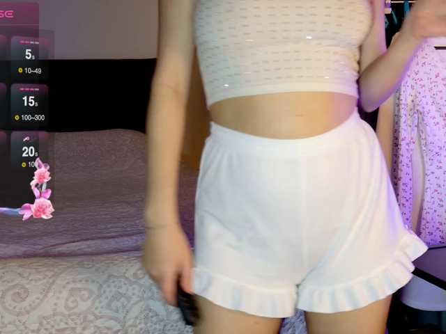 sweety-kittyy's BongaCams show and profile