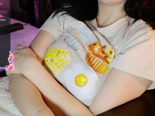 sweety-kittyy's BongaCams show and profile