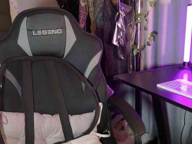 sweety-kittyy webcam