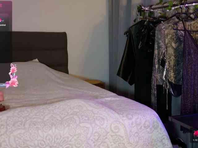 sweety-kittyy webcam