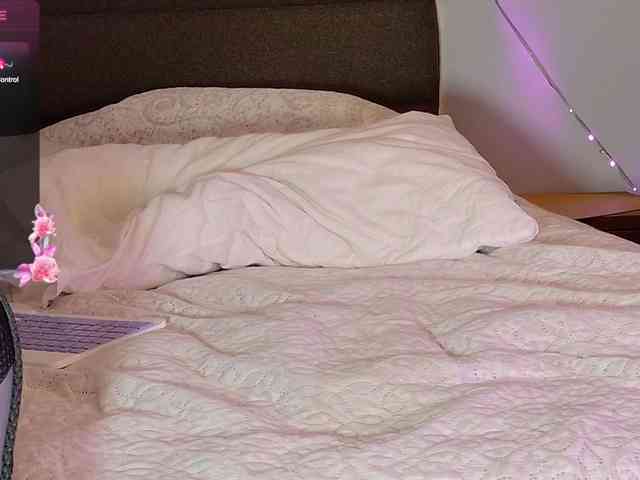 sweety-kittyy webcam