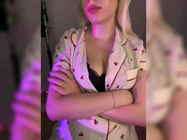 sweety-kittyy webcam