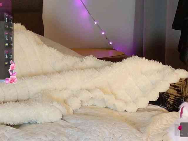 sweety-kittyy webcam