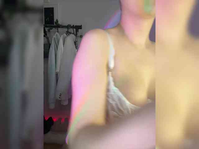 sweety-kittyy webcam