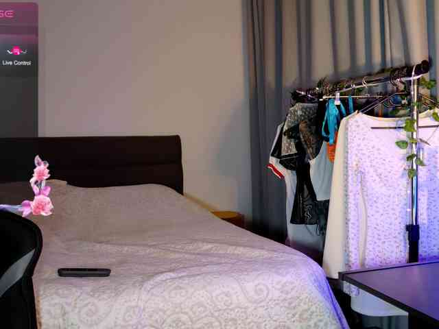 sweety-kittyy webcam