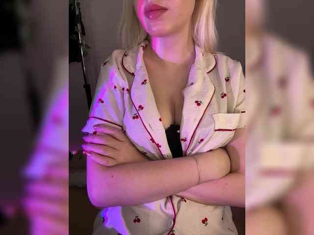 sweety-kittyy webcam