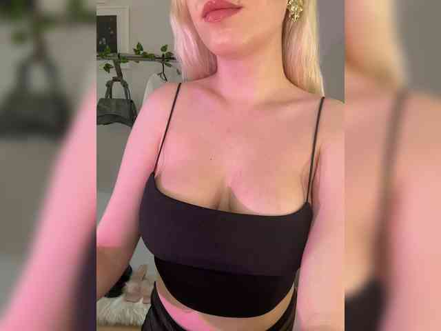 sweety-kittyy webcam