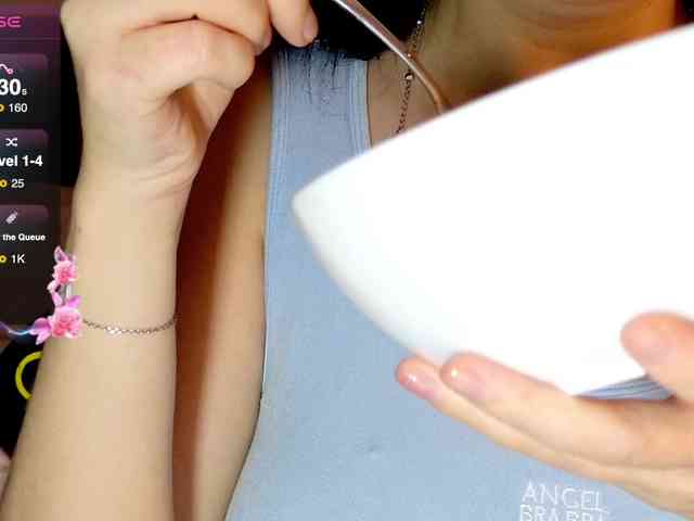 sweety-kittyy webcam