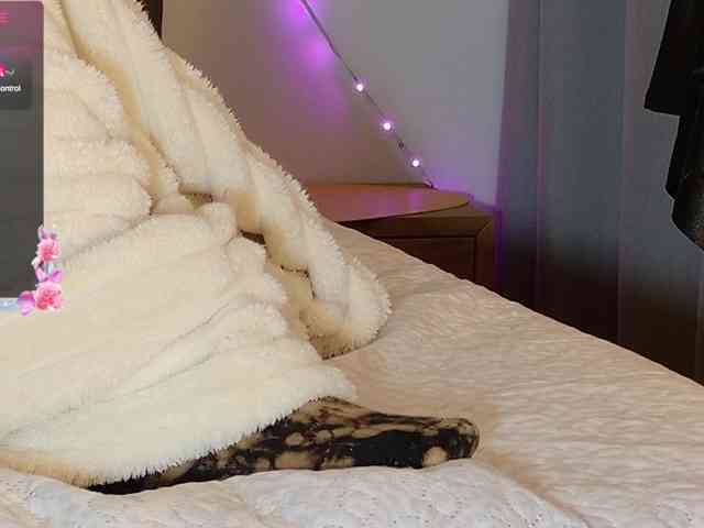 sweety-kittyy webcam