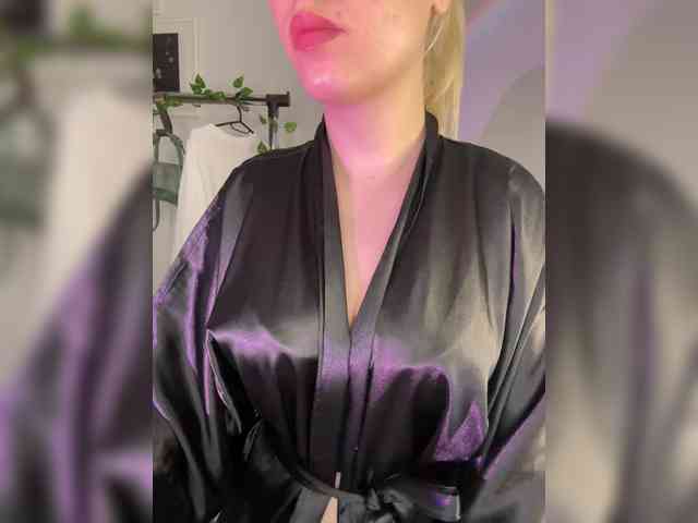 sweety-kittyy webcam
