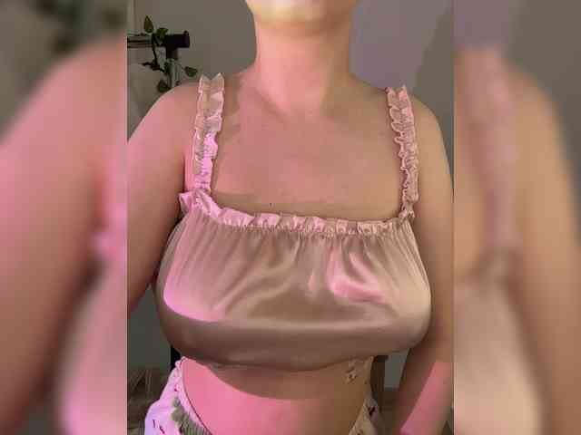 sweety-kittyy webcam