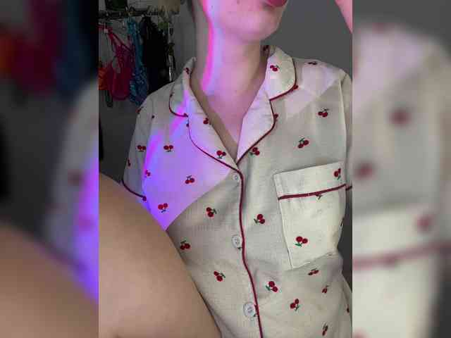 sweety-kittyy webcam