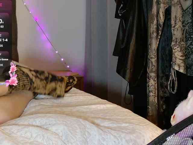 sweety-kittyy webcam