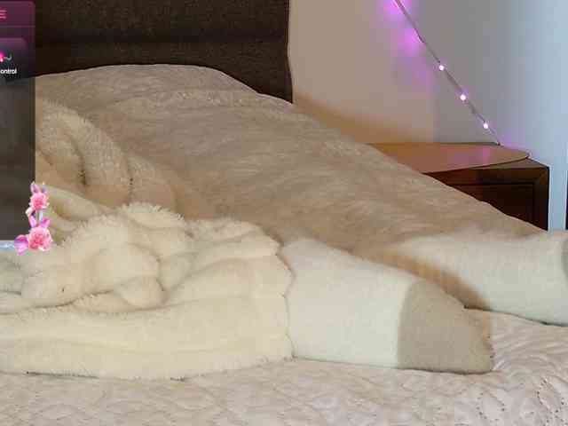 sweety-kittyy webcam