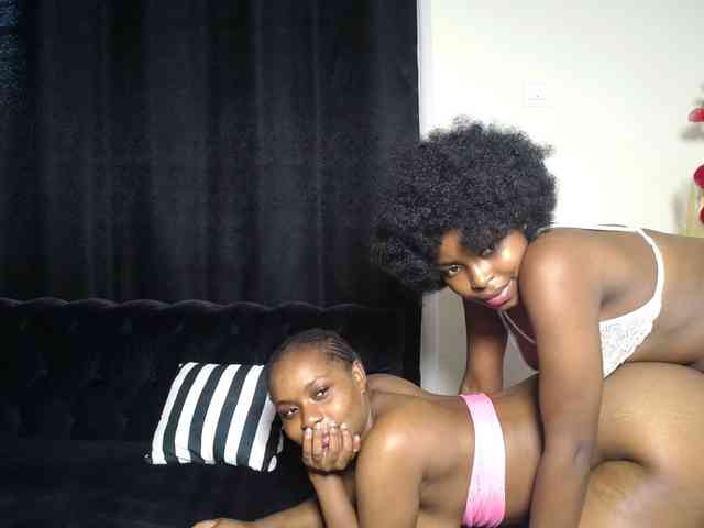 SexyEbonyZ webcam