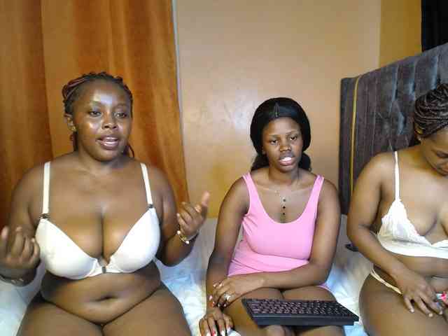 SexyEbonyZ webcam