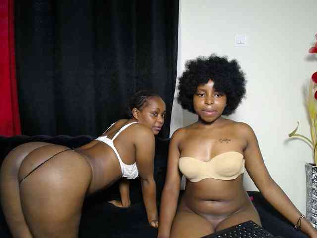 SexyEbonyZ webcam