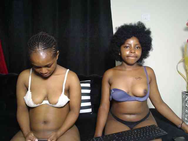SexyEbonyZ webcam