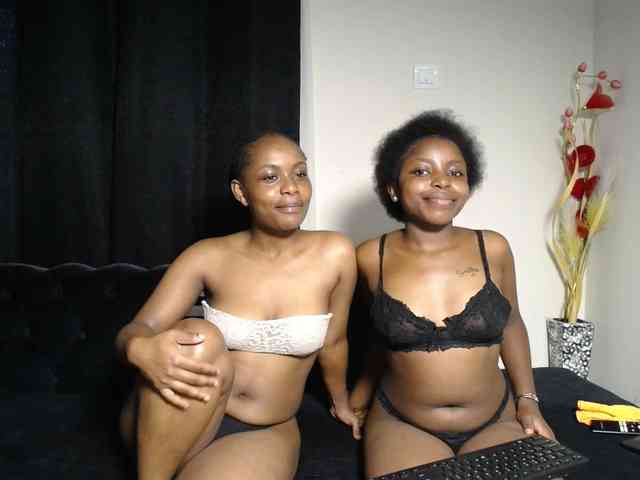 SexyEbonyZ webcam
