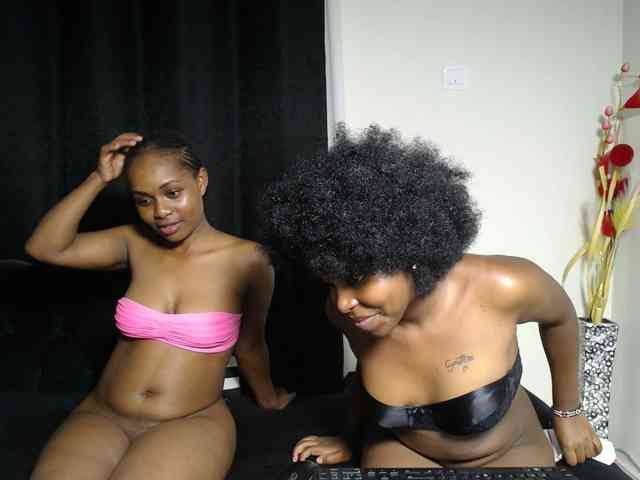 SexyEbonyZ webcam