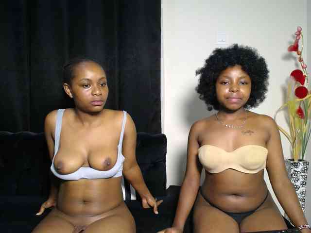 SexyEbonyZ webcam