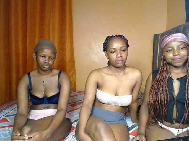 SexyEbonyZ webcam