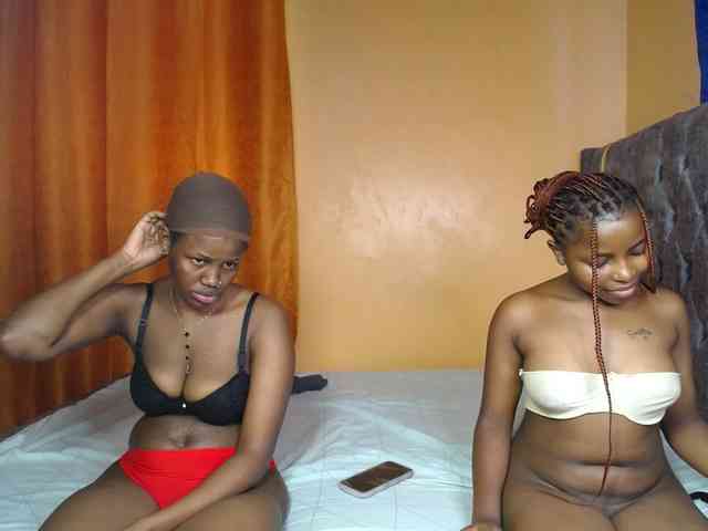 SexyEbonyZ webcam