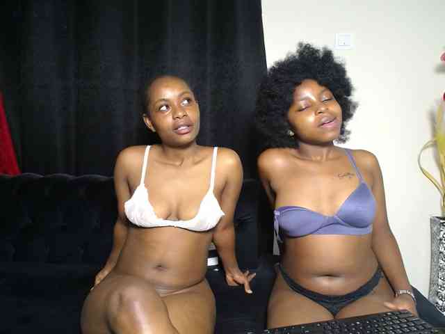 SexyEbonyZ webcam