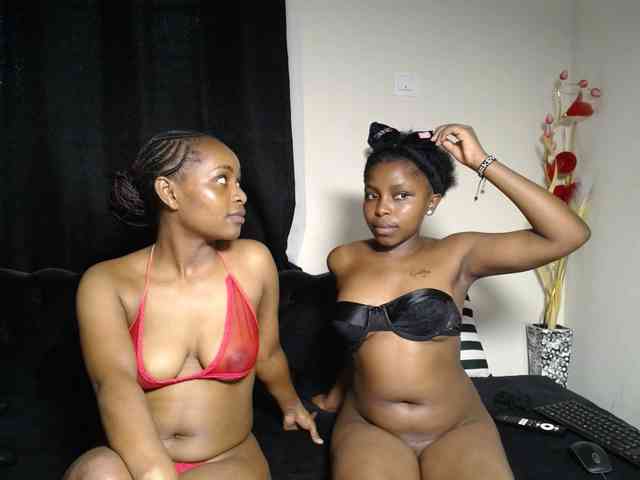 SexyEbonyZ webcam