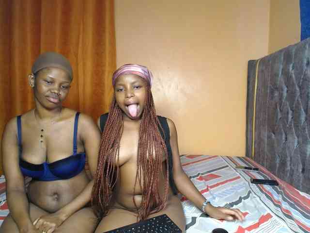 SexyEbonyZ webcam