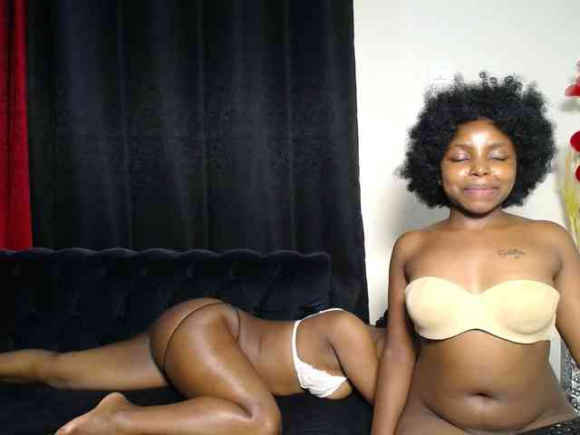 SexyEbonyZ webcam