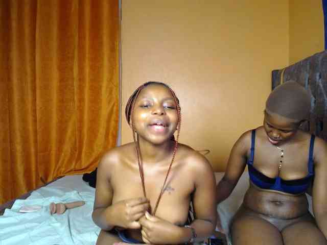 SexyEbonyZ webcam