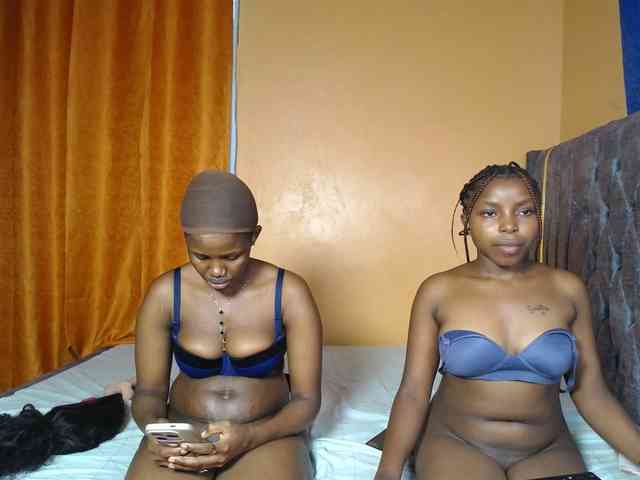 SexyEbonyZ webcam
