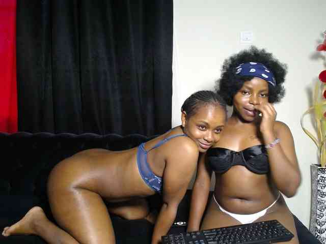 SexyEbonyZ webcam