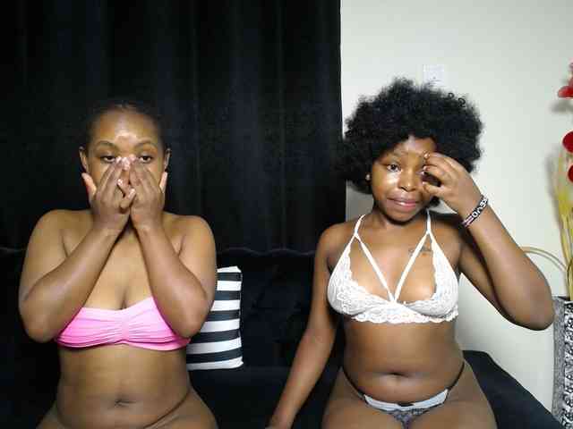 SexyEbonyZ webcam