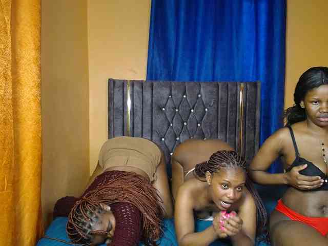 SexyEbonyZ webcam