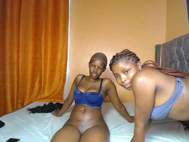 SexyEbonyZ webcam