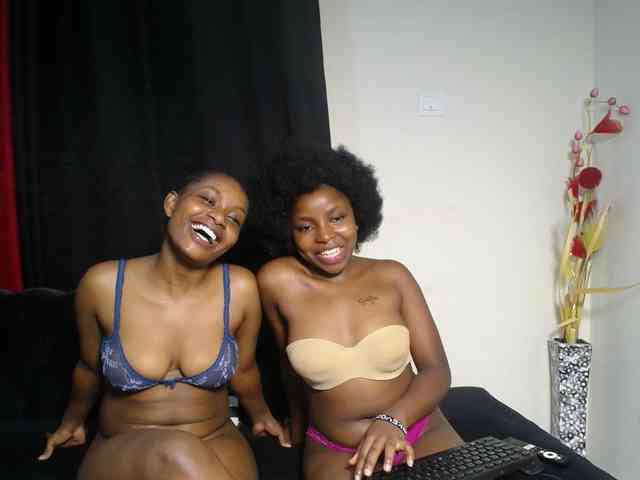 SexyEbonyZ webcam