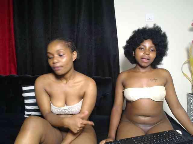 SexyEbonyZ webcam