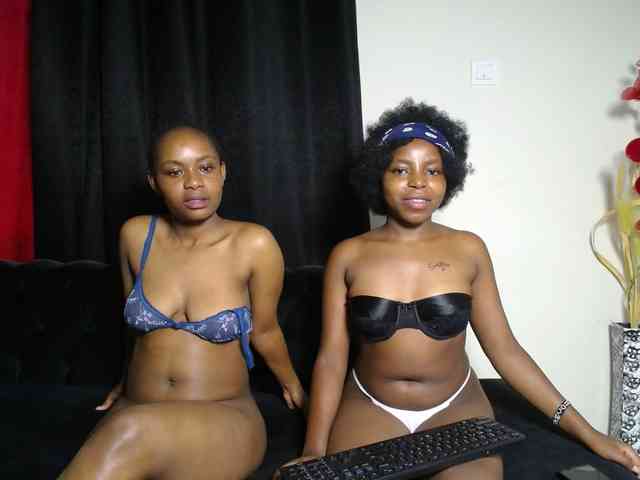 SexyEbonyZ webcam