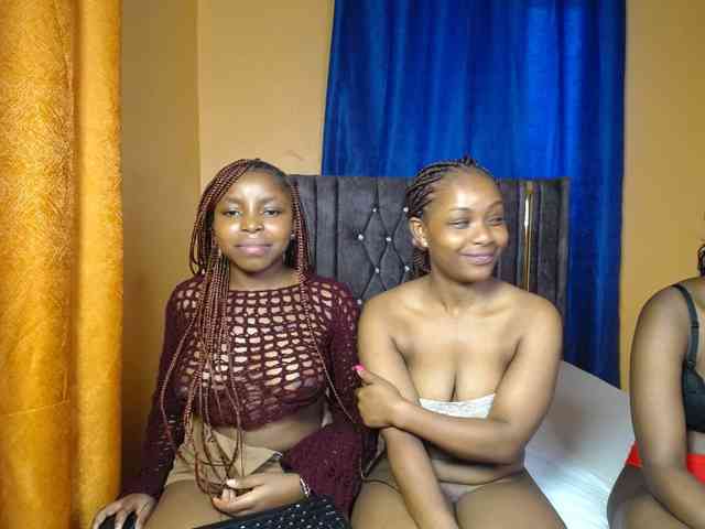 SexyEbonyZ webcam