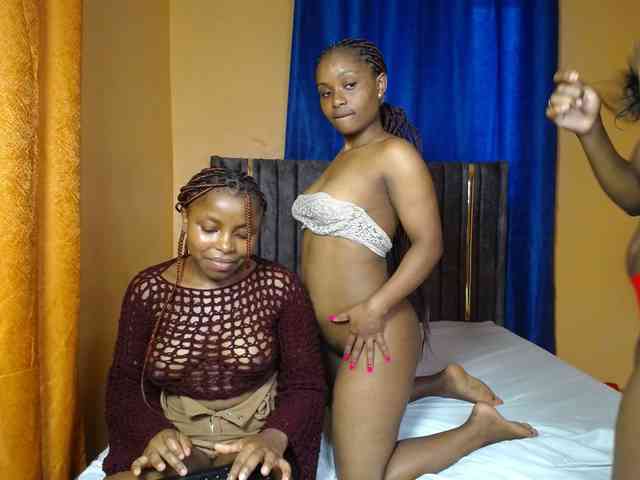 SexyEbonyZ webcam