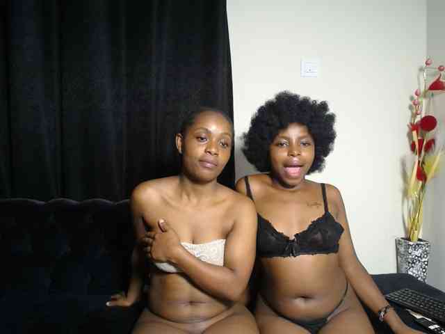 SexyEbonyZ webcam
