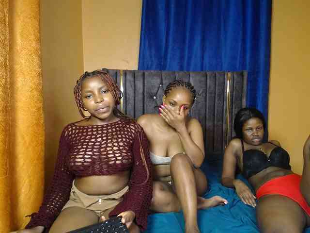 SexyEbonyZ webcam