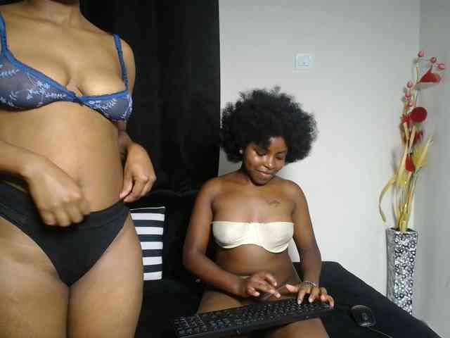 SexyEbonyZ webcam