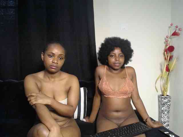 SexyEbonyZ webcam