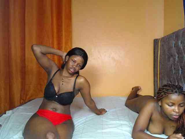 SexyEbonyZ webcam