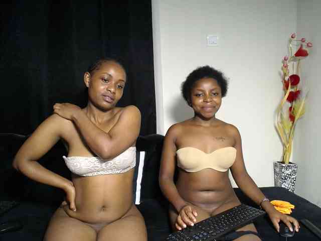 SexyEbonyZ webcam