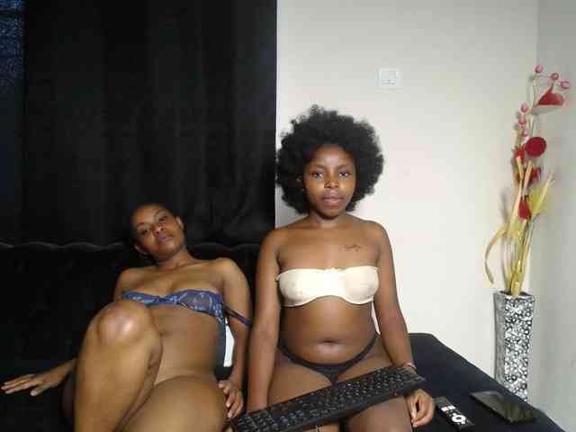 SexyEbonyZ webcam